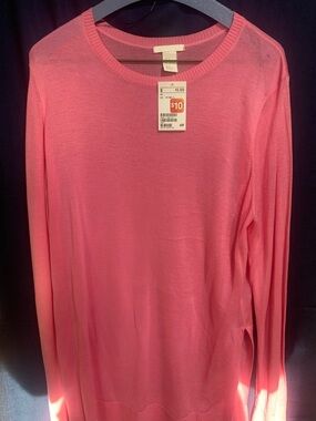 H&M Pink Long Sleeve Crewneck Sweater